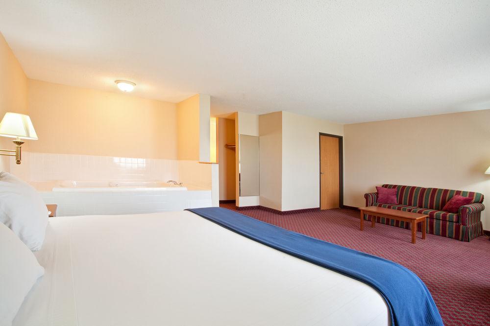 Comfort Inn & Suites Near Route 66 Lincoln Luaran gambar
