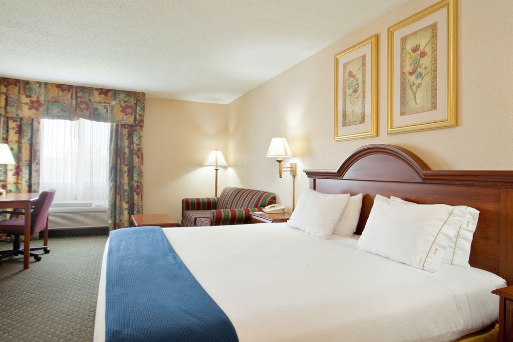 Comfort Inn & Suites Near Route 66 Lincoln Luaran gambar