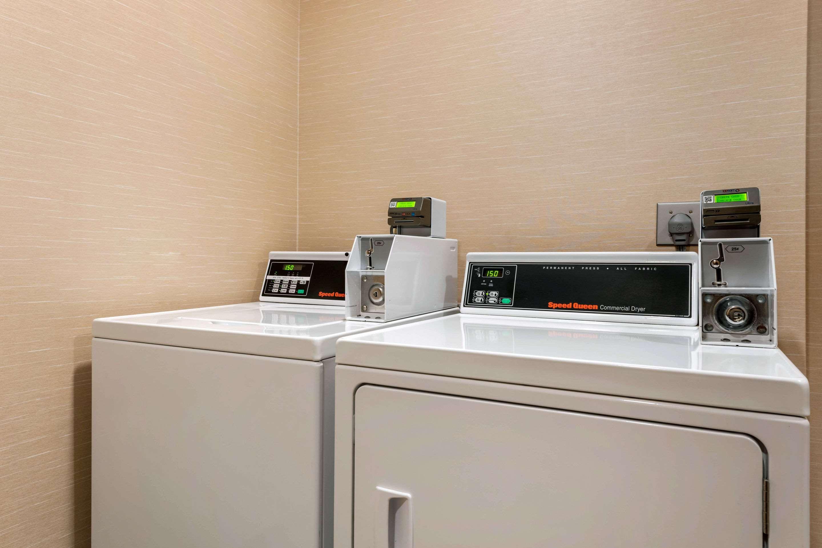 Comfort Inn & Suites Near Route 66 Lincoln Luaran gambar