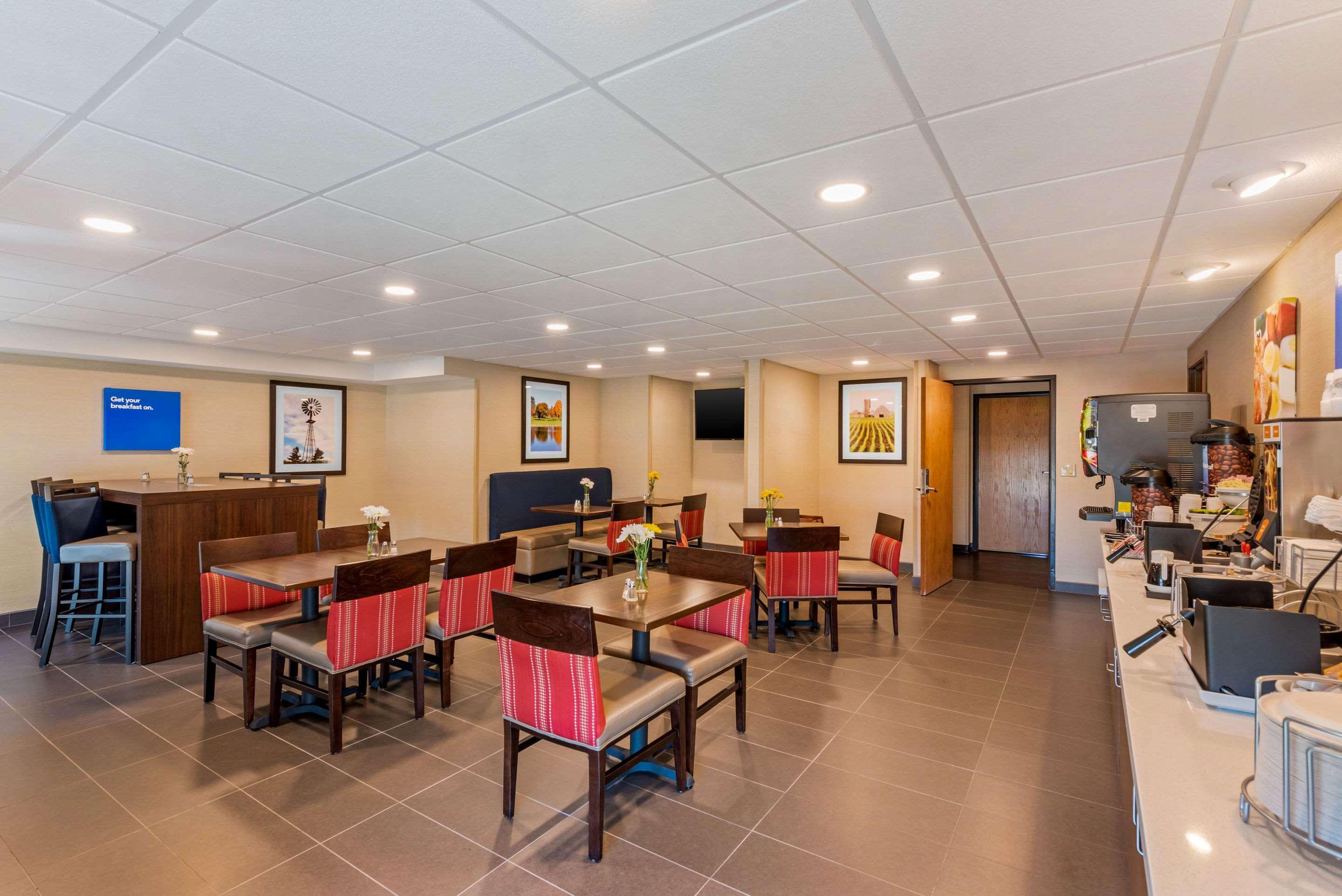 Comfort Inn & Suites Near Route 66 Lincoln Luaran gambar
