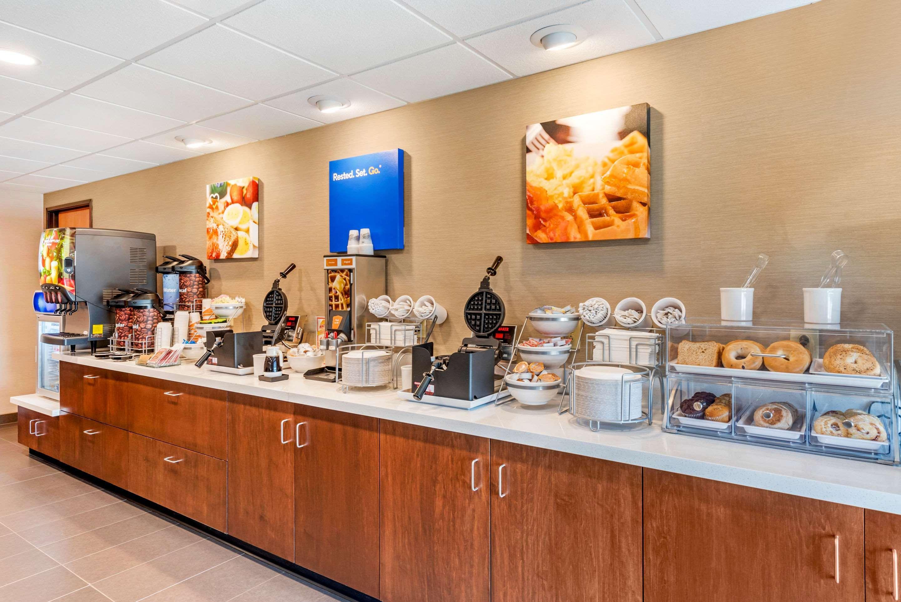 Comfort Inn & Suites Near Route 66 Lincoln Luaran gambar
