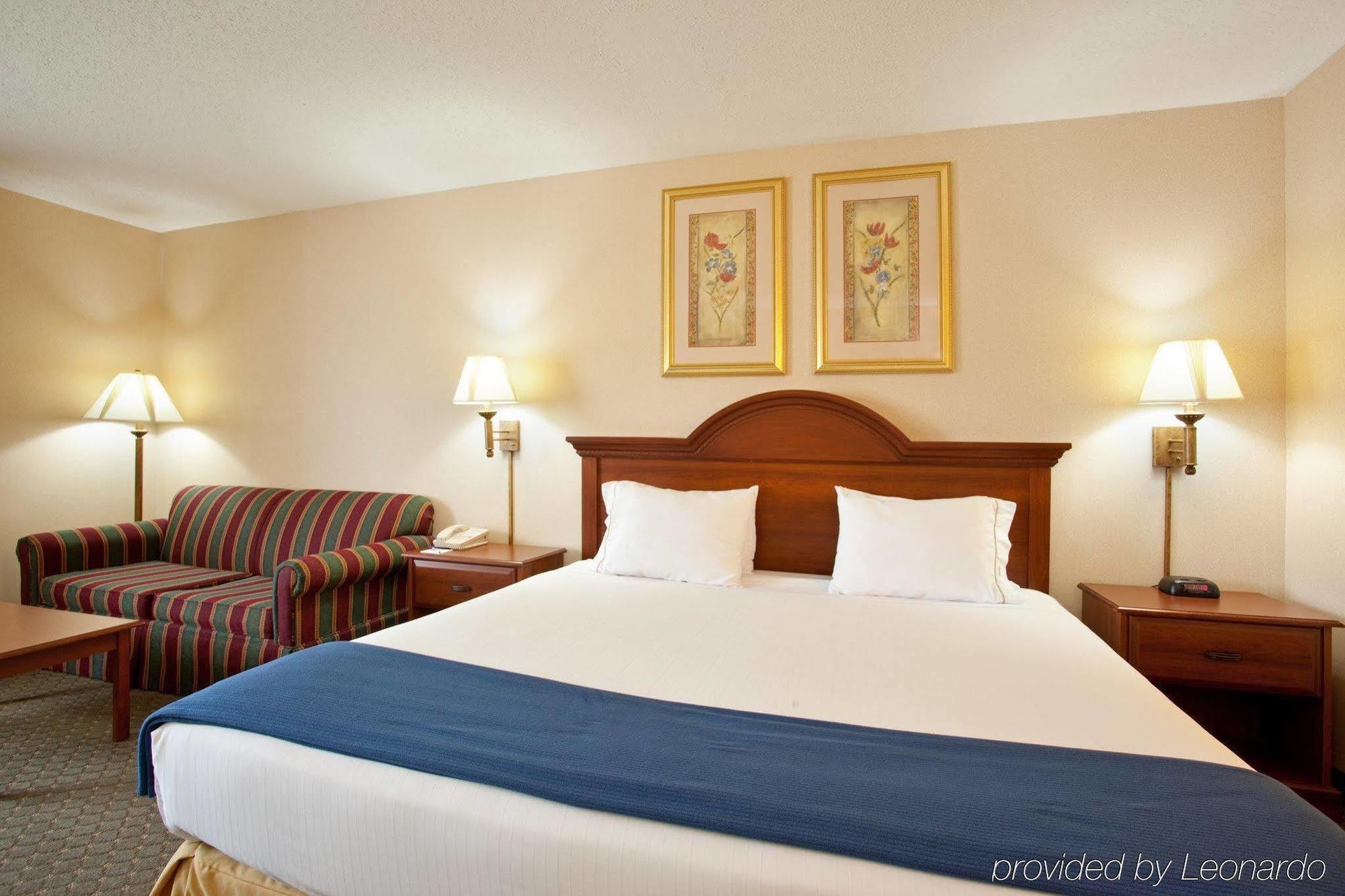 Comfort Inn & Suites Near Route 66 Lincoln Bilik gambar