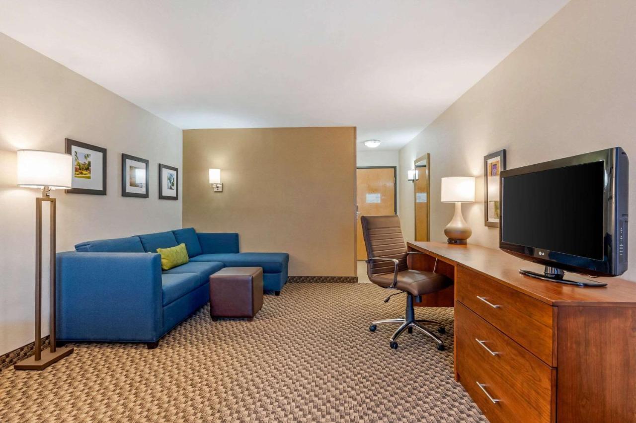 Comfort Inn & Suites Near Route 66 Lincoln Luaran gambar